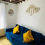 Cristal House